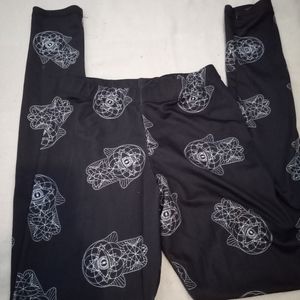 Evil eye leggings size medium